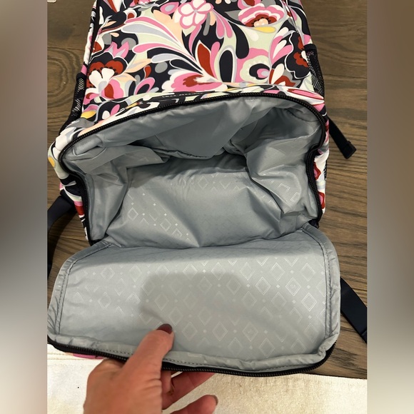 Vera Bradley Adventure Travel Backpack NWT - Picture 10 of 15